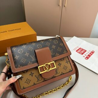 Louis Vuitton Riffa M59244 Shoulder Bag