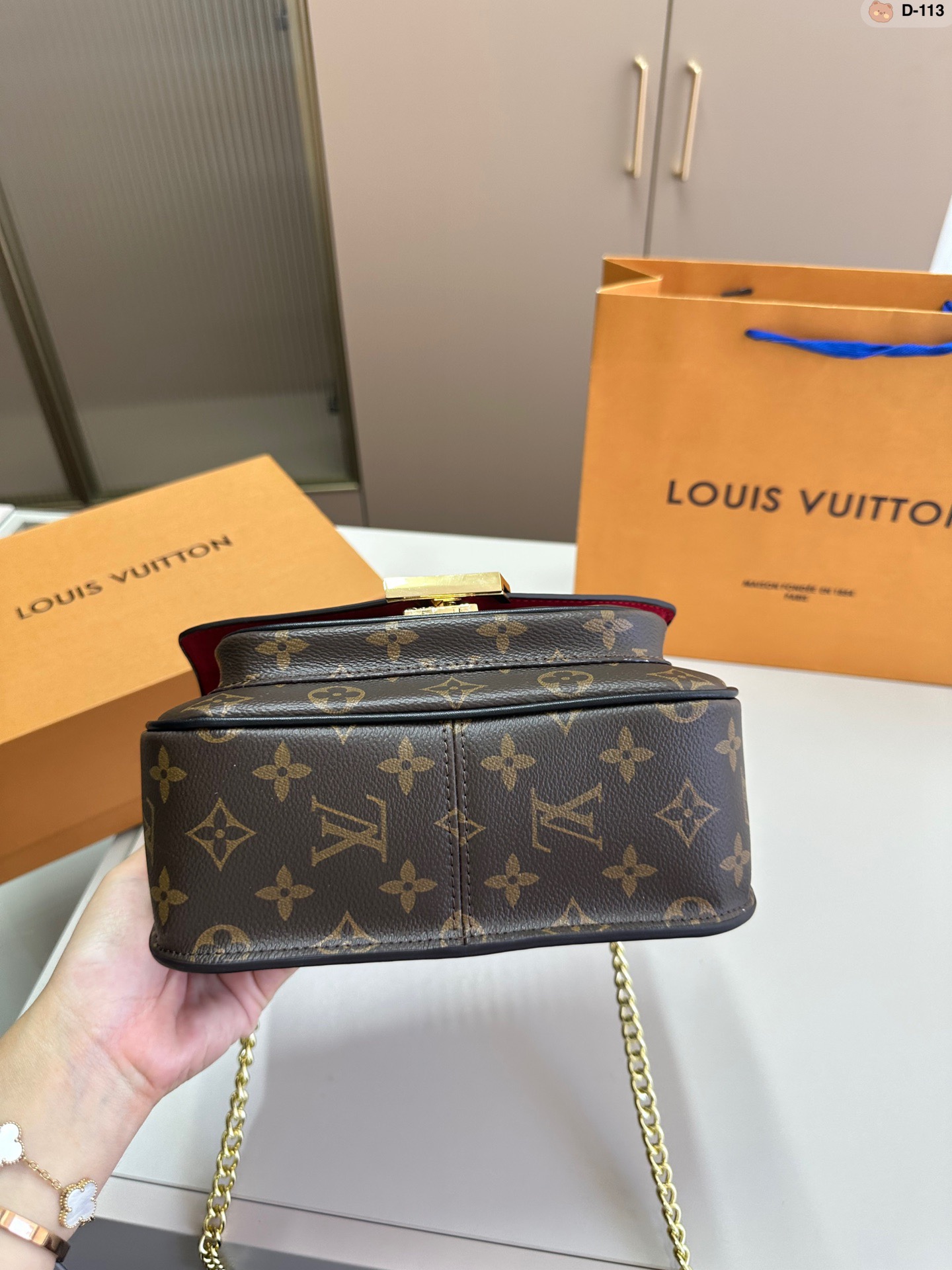 Louis Vuitton Canvas Shoulder Bag
