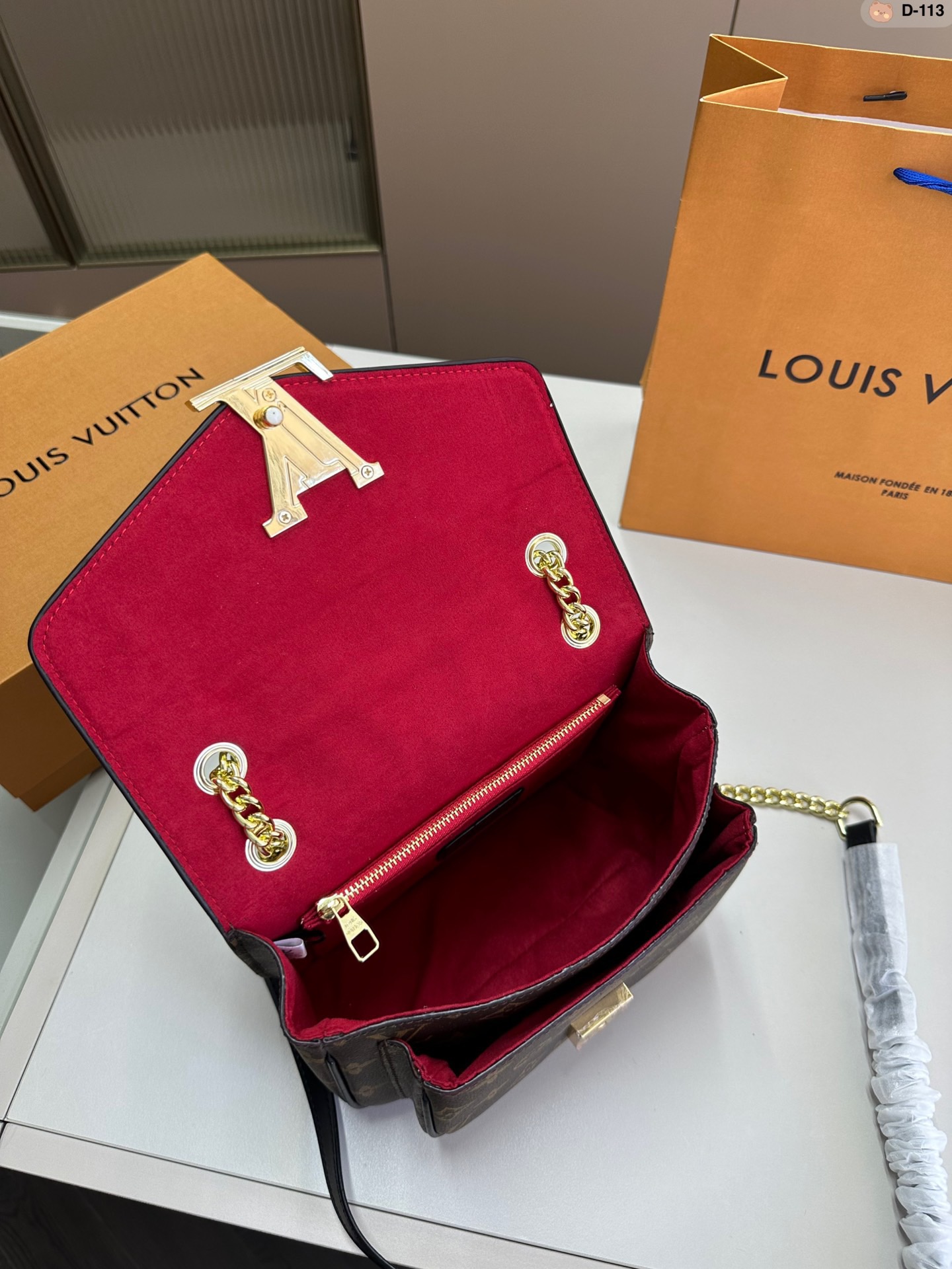 Louis Vuitton Canvas Shoulder Bag