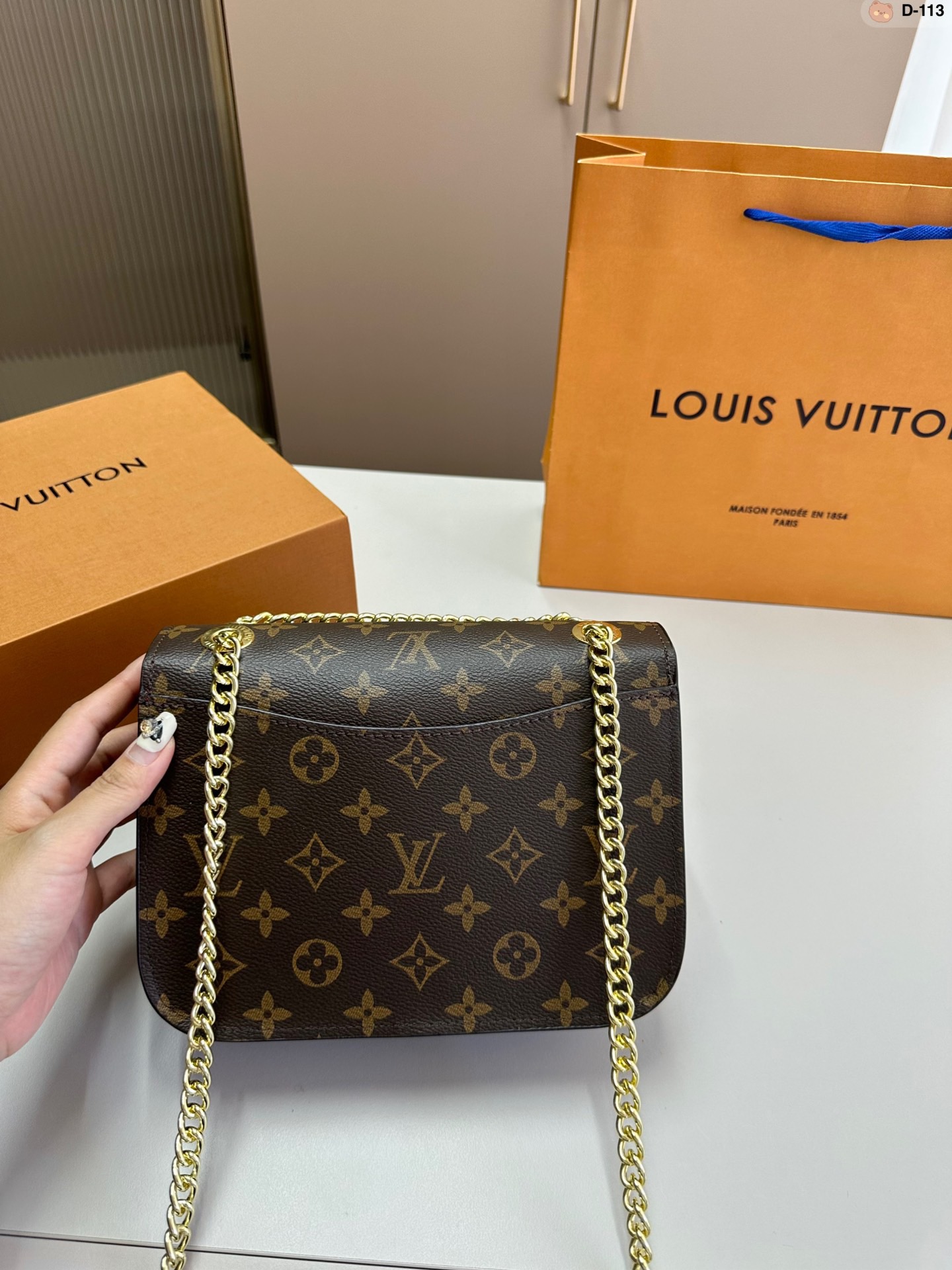 Louis Vuitton Canvas Shoulder Bag