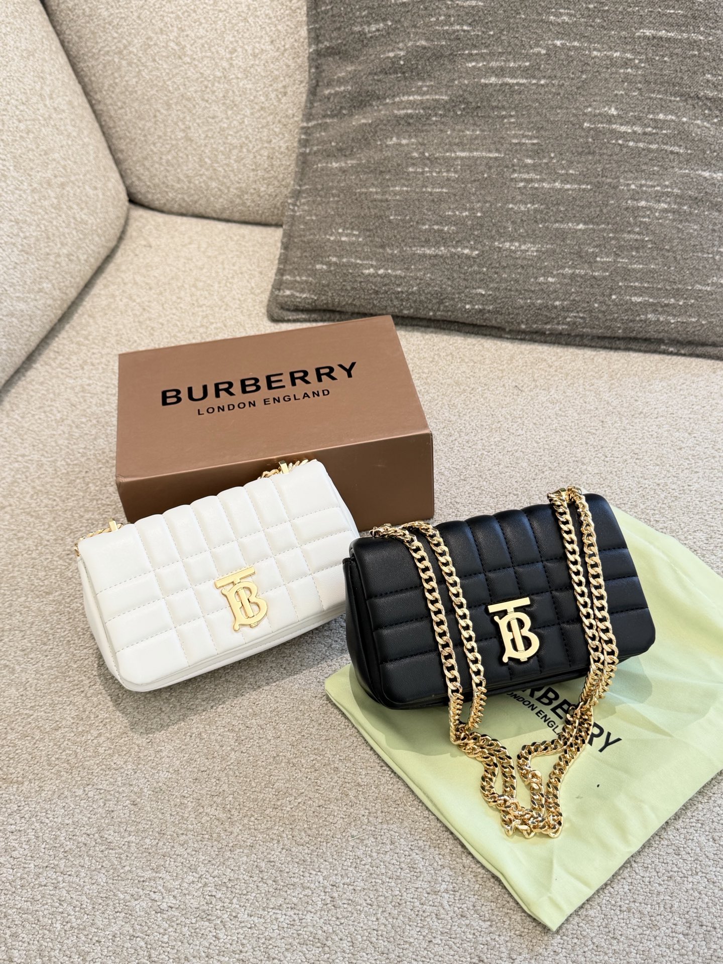 Burberry Lola Mini Chain size-mini Bag Bags