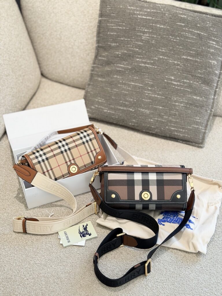 Burberry Pocket Bag editorial product context 1