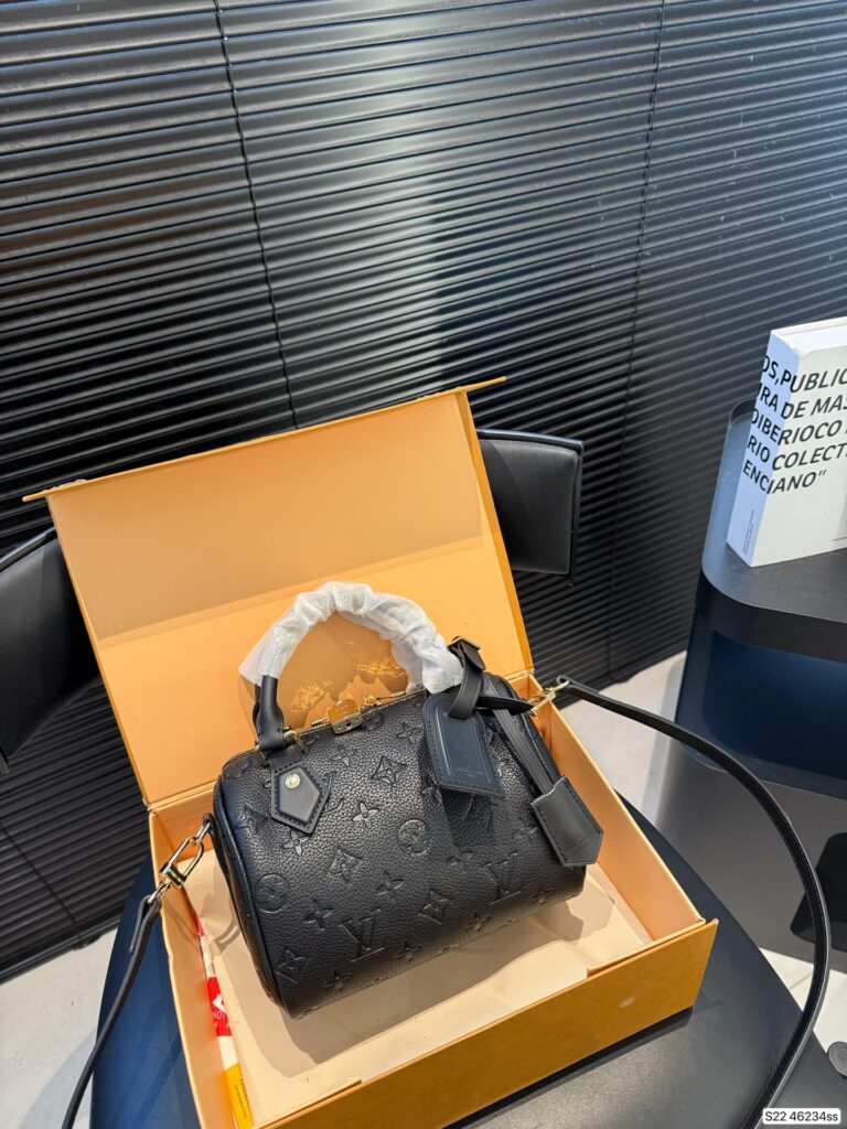 Louis Vuitton Black Leather Handbag editorial product context 1