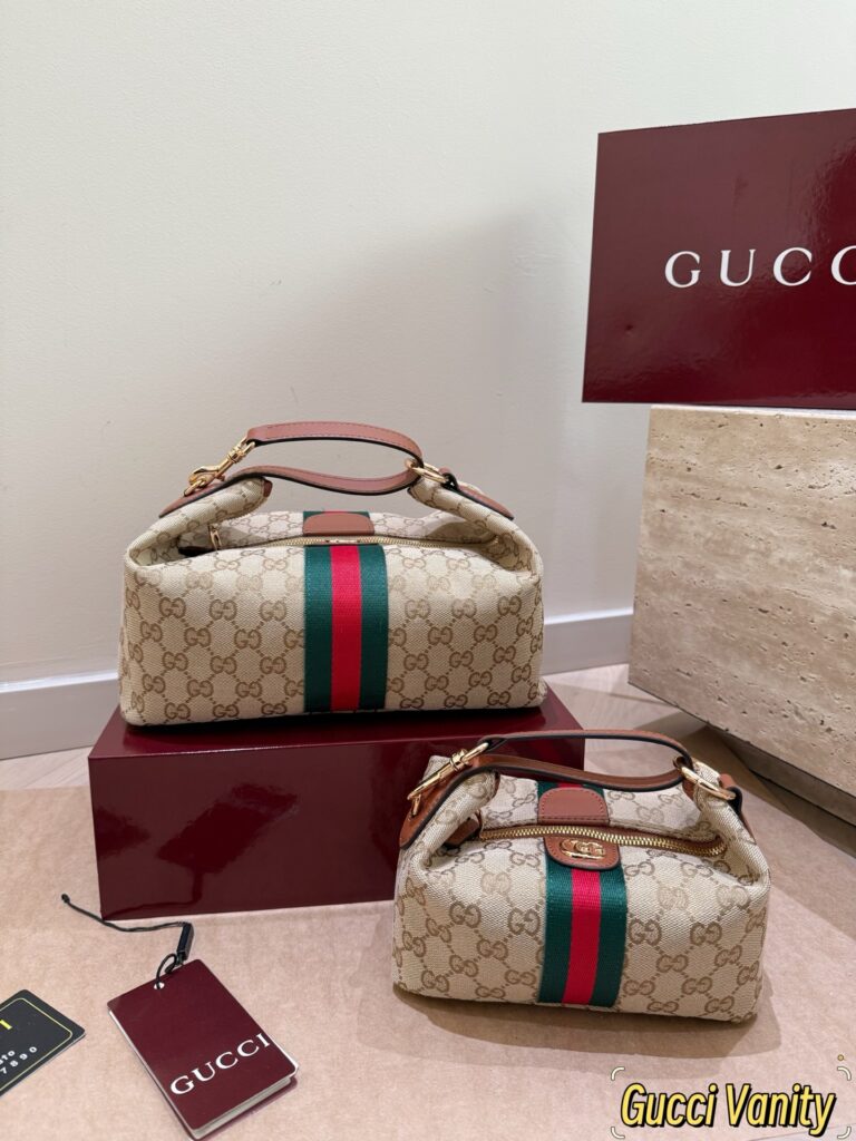 Gucci Ophidia Red Leather Shoulder Bag editorial product context 1