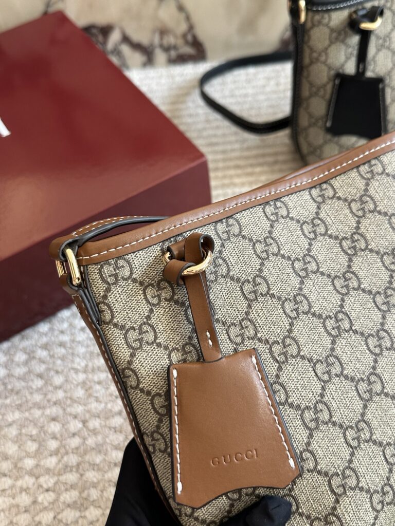 Gucci Black Leather Crossbody Bag editorial product context 3