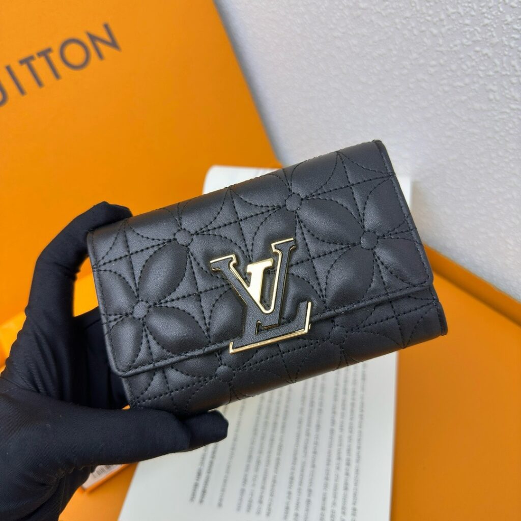 Louis Vuitton Monogram Card Holder editorial product context 2