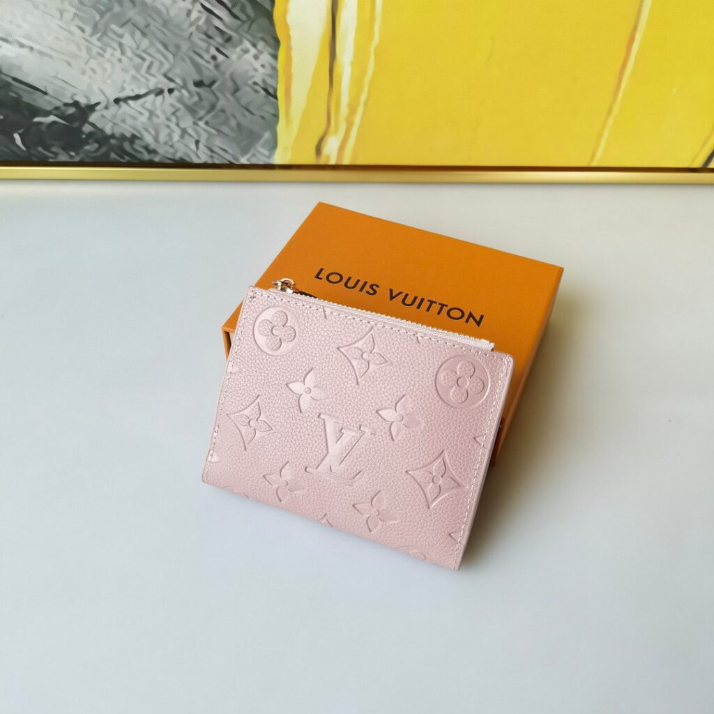 Louis Vuitton Monogram Empreinte Card Holder editorial product context 1
