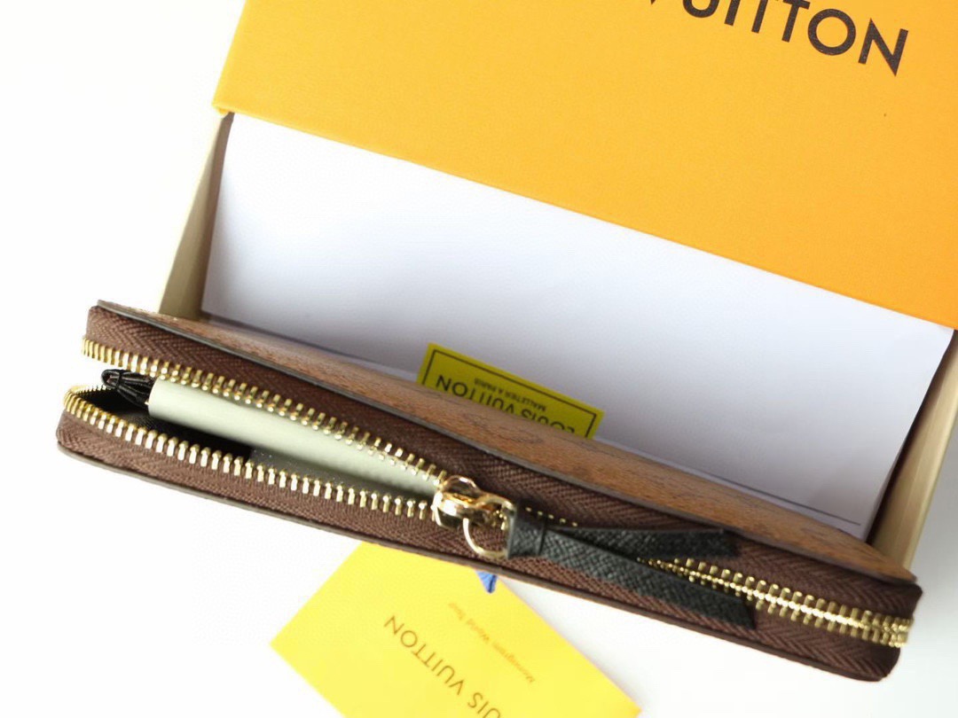 Louis Vuitton Damier Azur Wallet