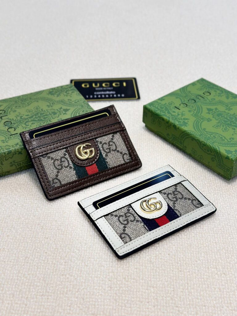 Gucci Ophidia Leather Card Holder editorial product context 2