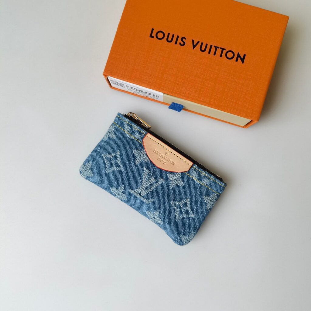Louis Vuitton Card Holder editorial product context 3