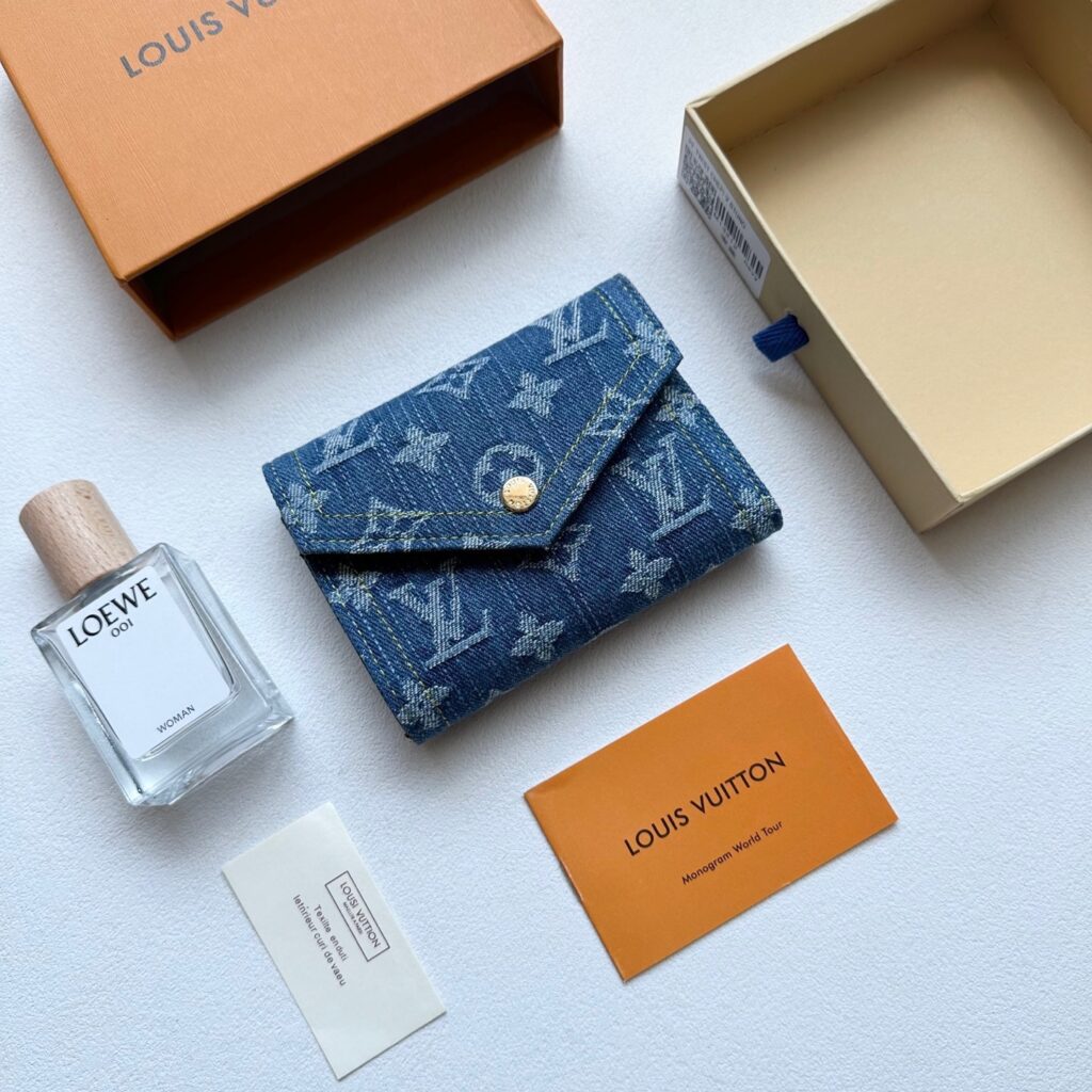 Louis Vuitton Monogram Blue Canvas Card Holder editorial product context 1
