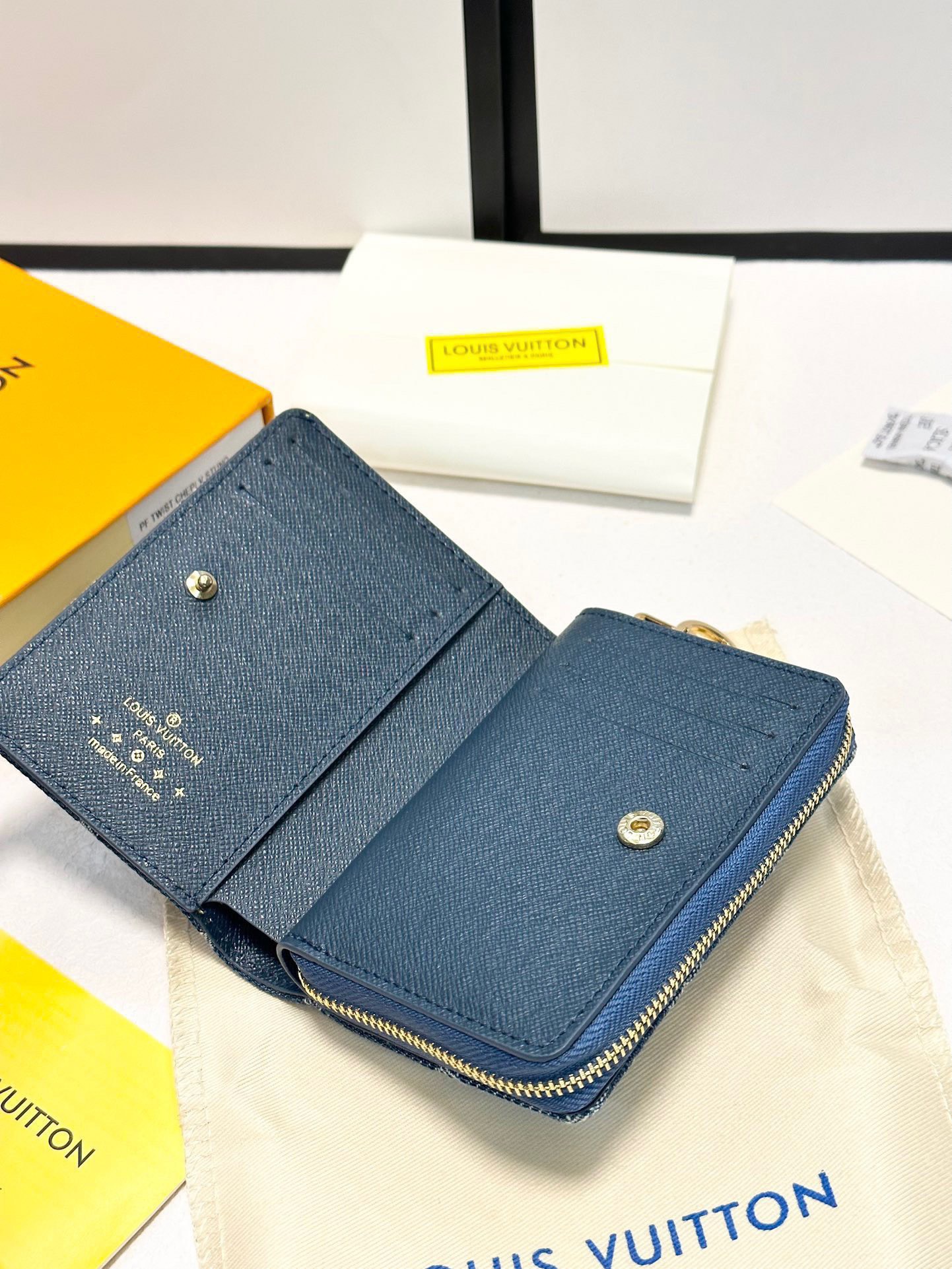 Louis Vuitton PF Twist Chepi V Stuno Wallet