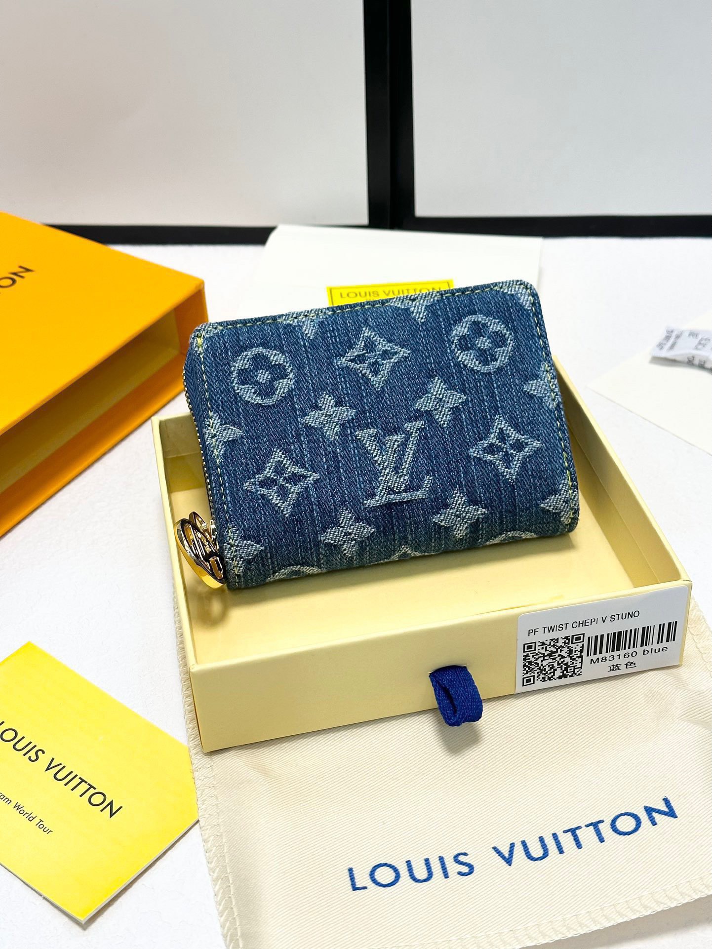 Louis Vuitton PF Twist Chepi V Stuno Wallet