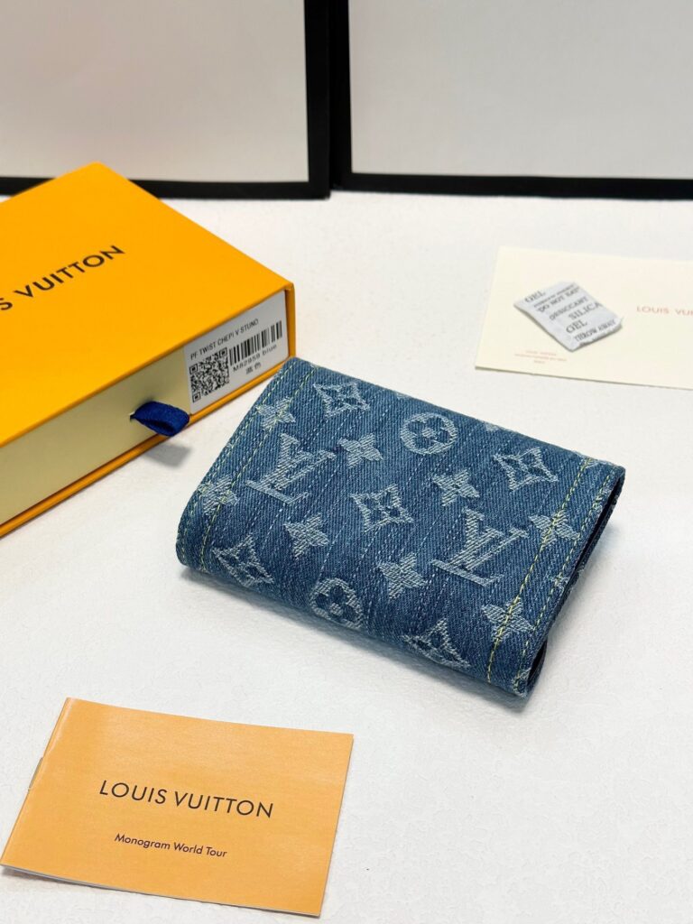 Louis Vuitton Monogram World Tour Twist Wallet editorial product context 3