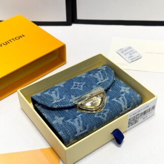 Louis Vuitton Monogram World Tour Twist Wallet