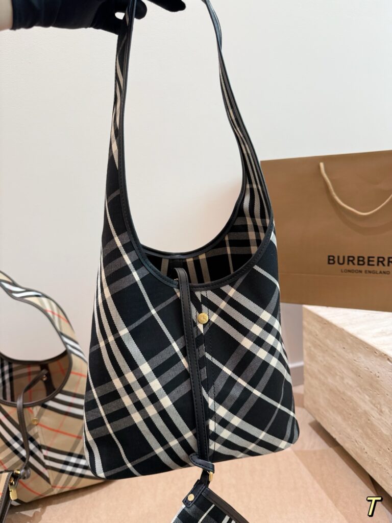 Burberry Black Shoulder Bag editorial product context 1