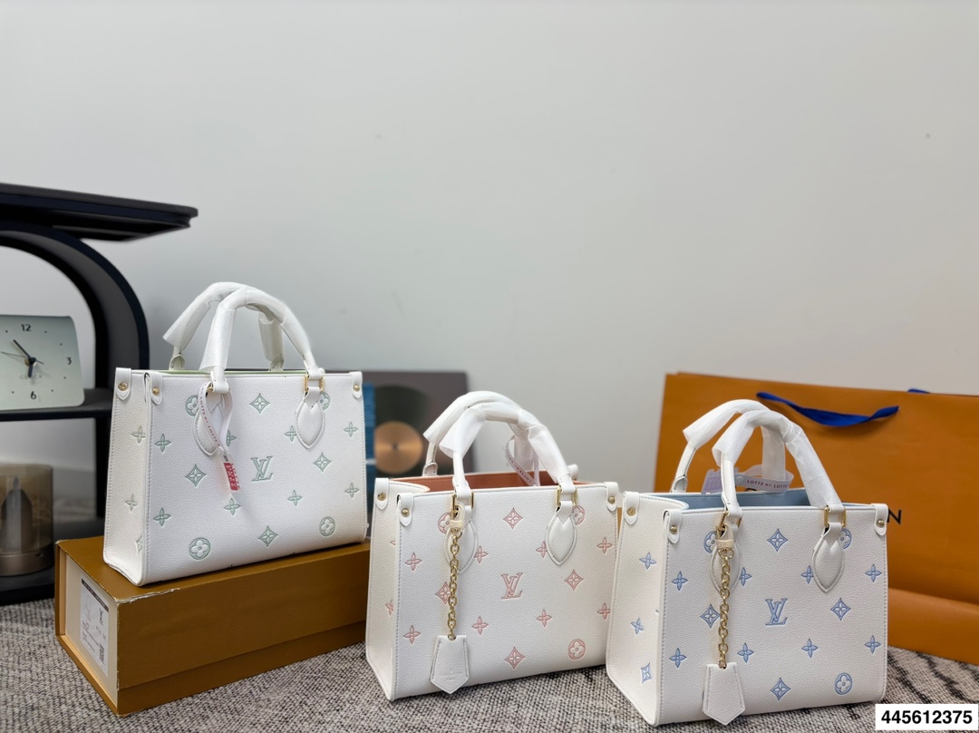 Louis Vuitton OnTheGo Tote Bag