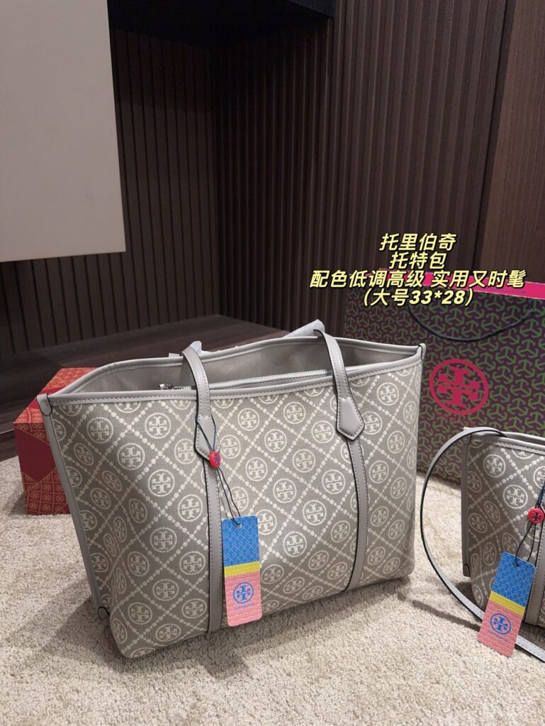 Tory Burch White Leather Tote Bag editorial product context 2