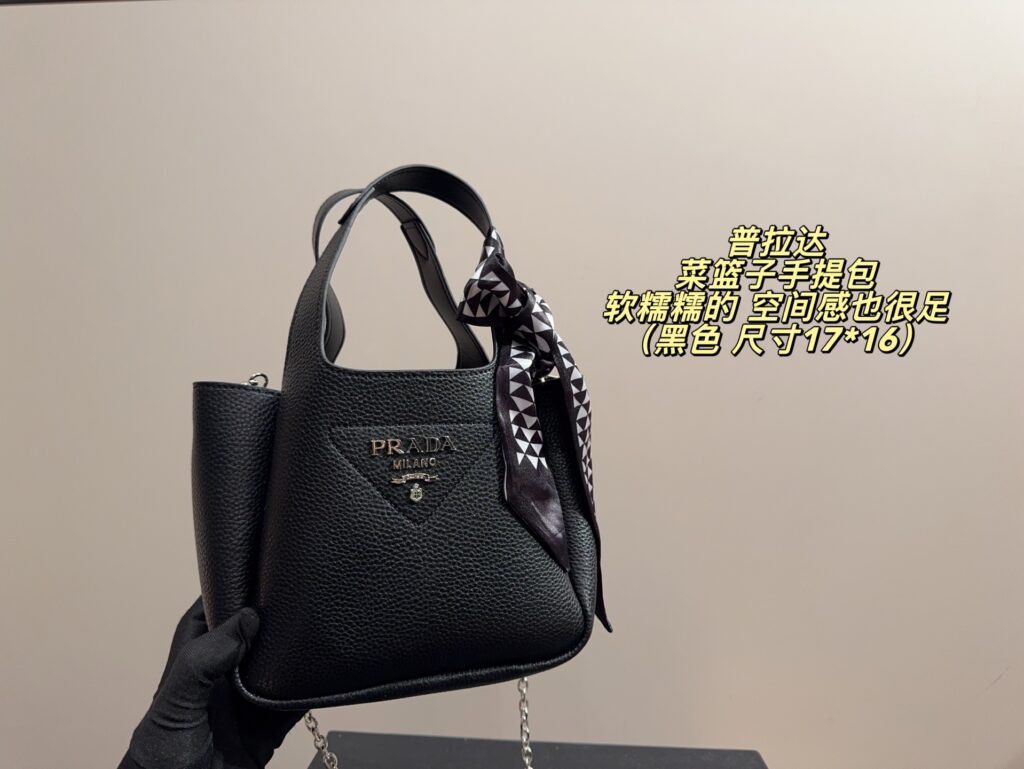 Designer Dg 8 Bag editorial product context 2
