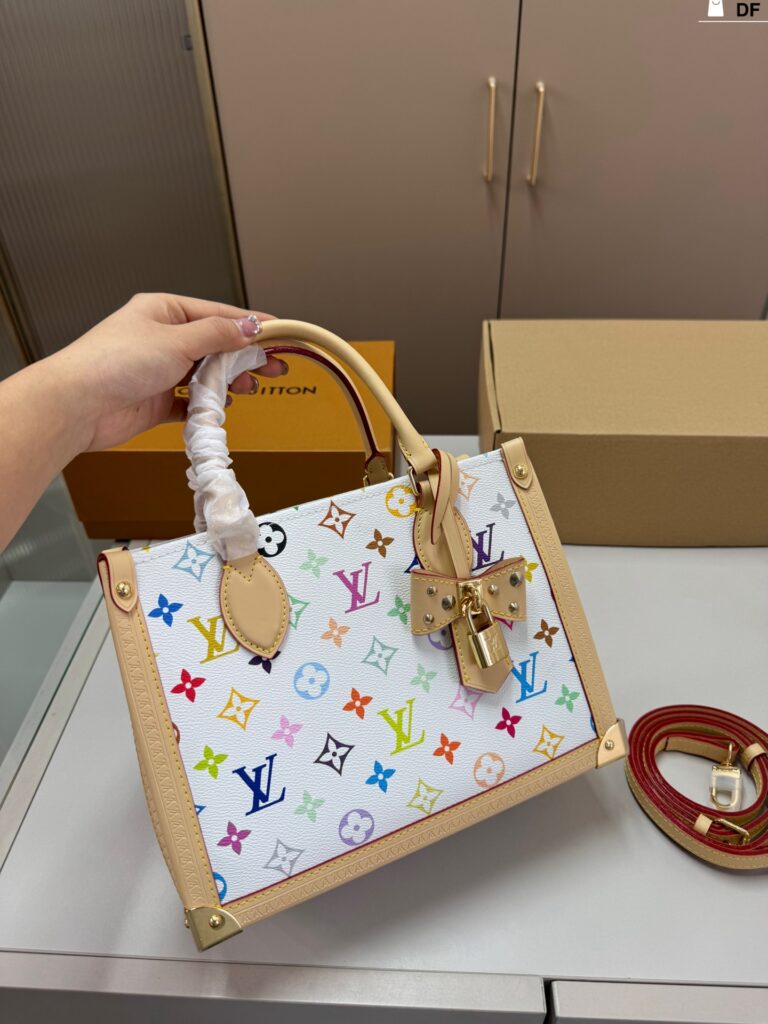 Louis Vuitton Petit Palais Handbag editorial product context 1