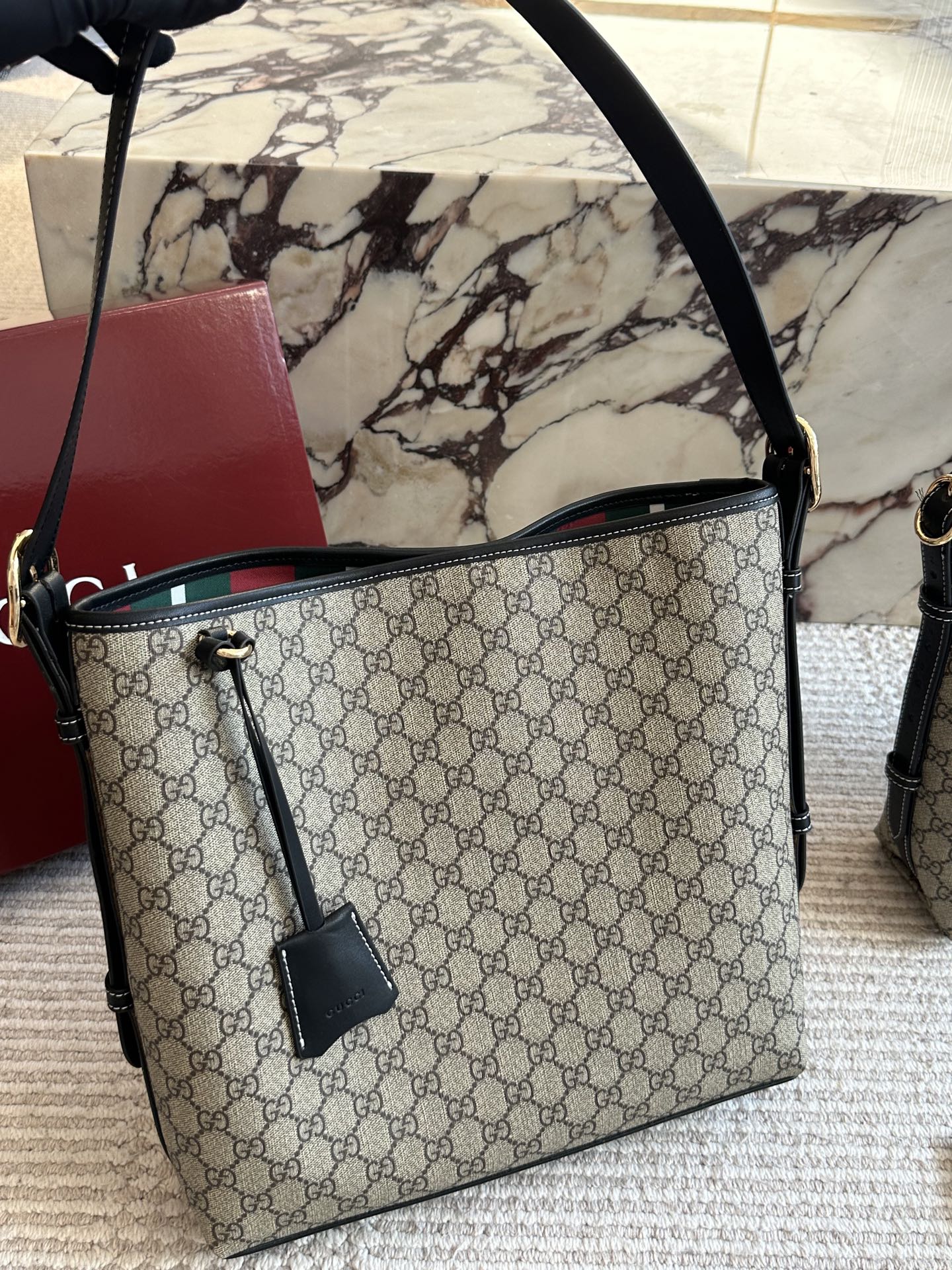 Gucci Leather Shoulder Bag