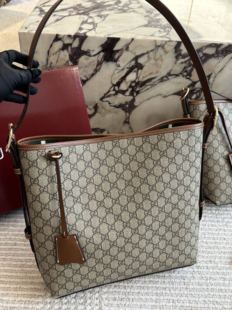 Gucci Black Leather Shoulder Bag editorial product context 3