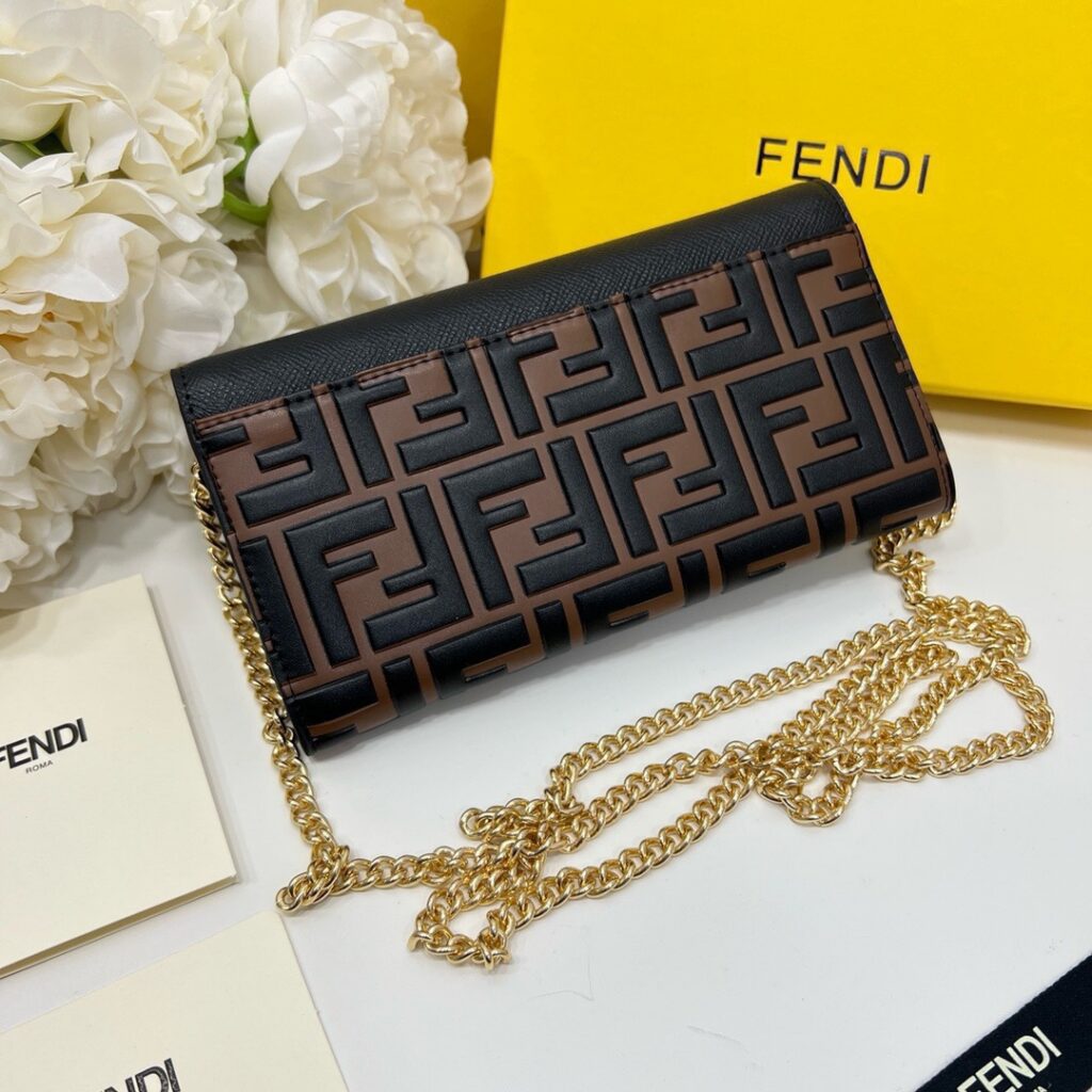 Fendi On Chain Black Leather Wallet editorial product context 3