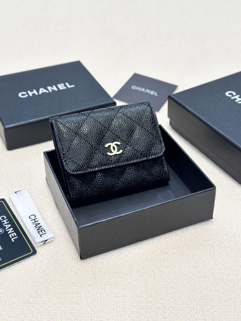 Designer GJD0 Bag editorial product context 3