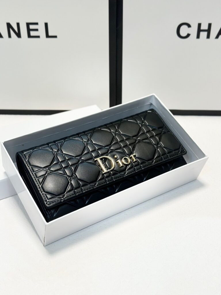 Designer ARUV Bag editorial product context 1