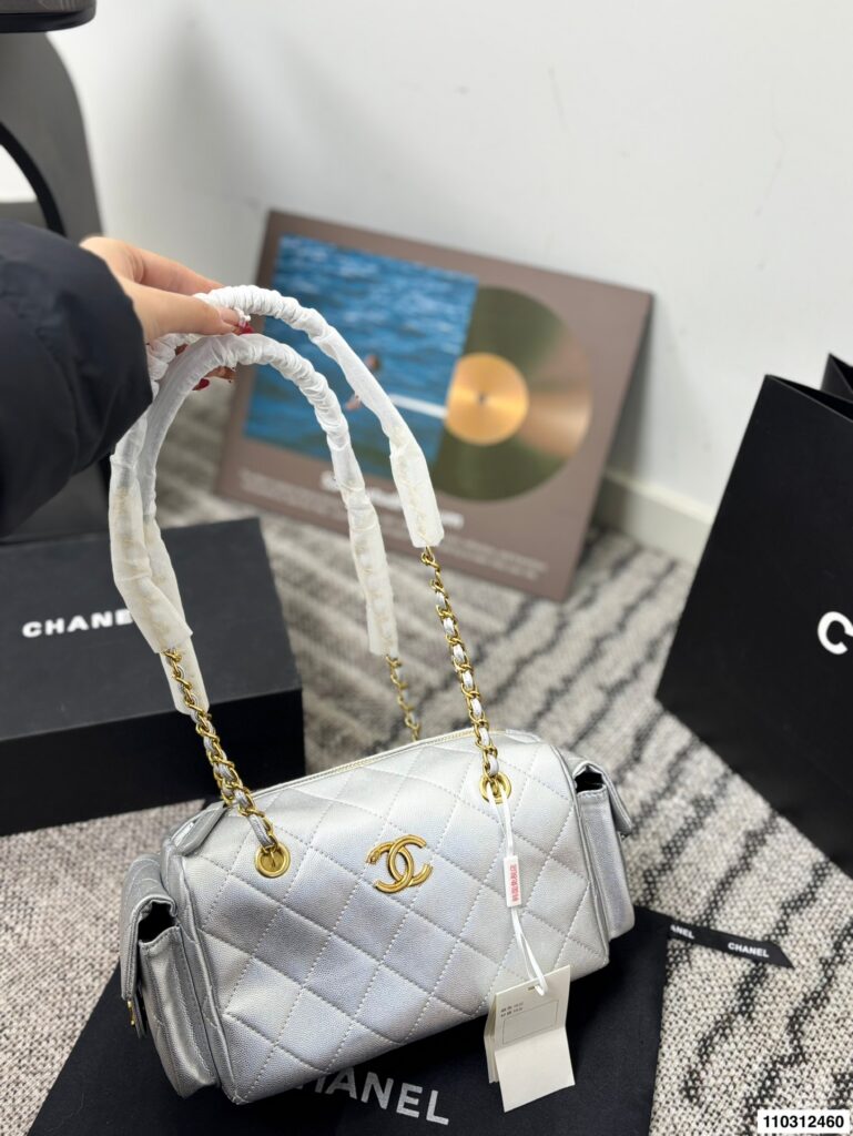 Chanel p145 30 15 Material Calfskin Hardware Clutch 1.9 x editorial product context 3