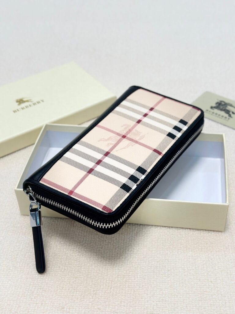 Burberry Black Leather Wallet editorial product context 3