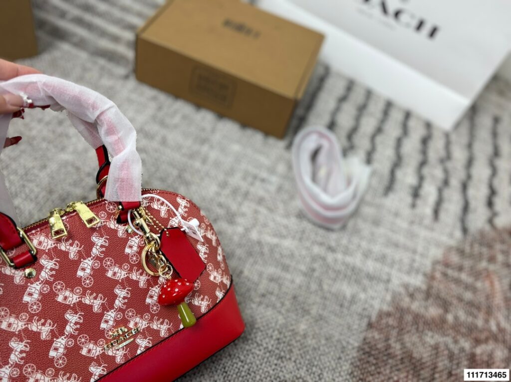 Designer JK3G Bag editorial product context 2