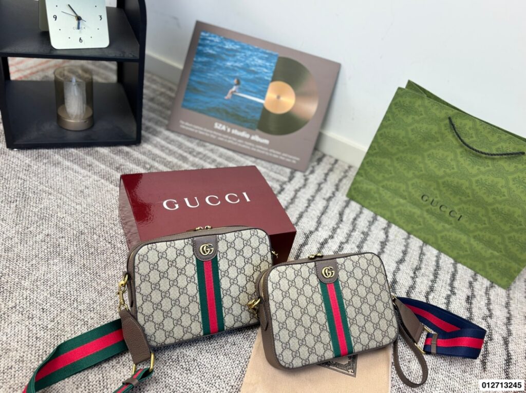 Gucci Ophidia Red Canvas Crossbody Bag editorial product context 1