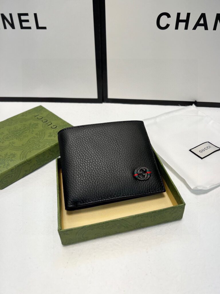 Designer YH42 Bag editorial product context 1