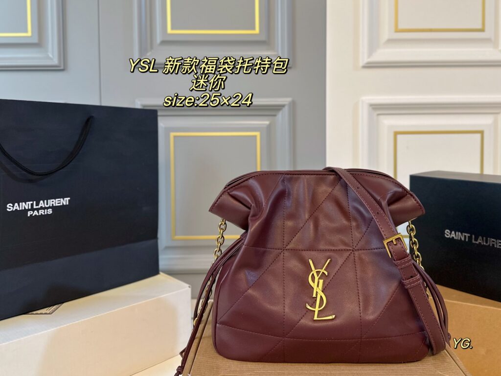 Saint Laurent Jamie Large Pochon Mini Tote Bag 25 x 24 cm editorial product context 1