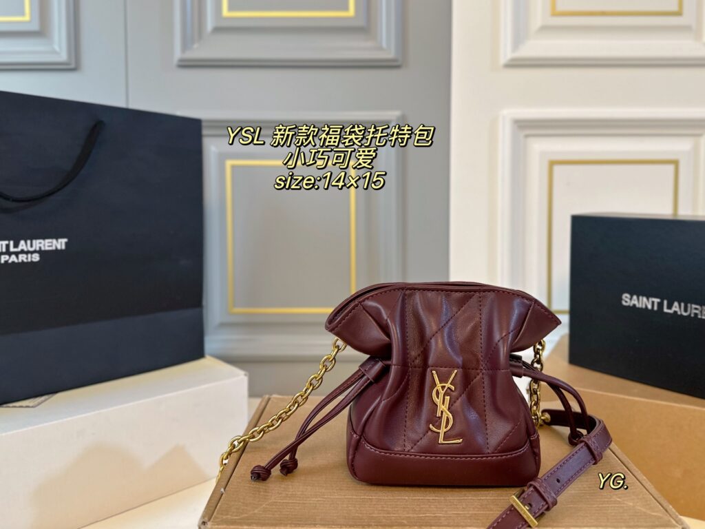 Saint Laurent Jamie Pochon Large Black Calfskin Leather Clutch editorial product context 1