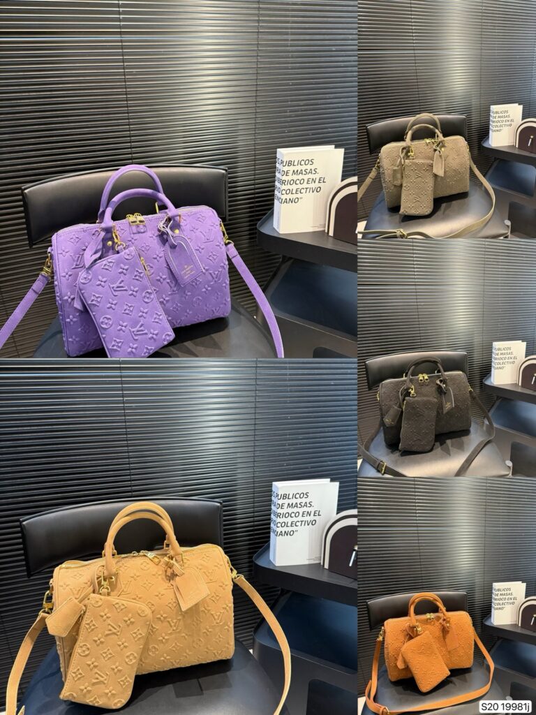 Designer OKB0 Bag editorial product context 1