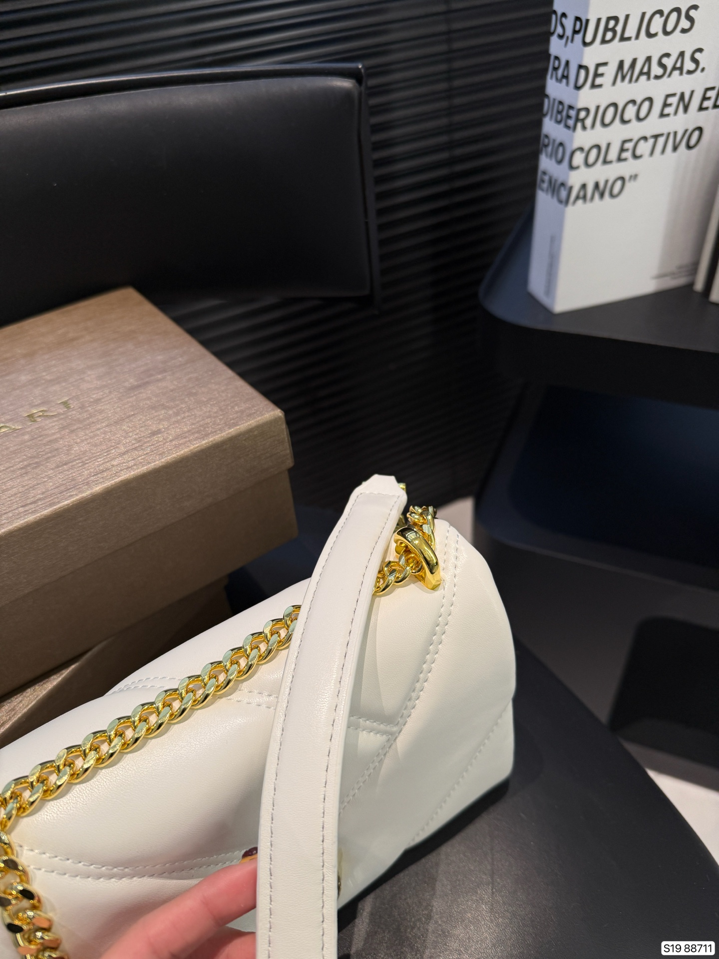 Kurt Geiger Shoulder Bag