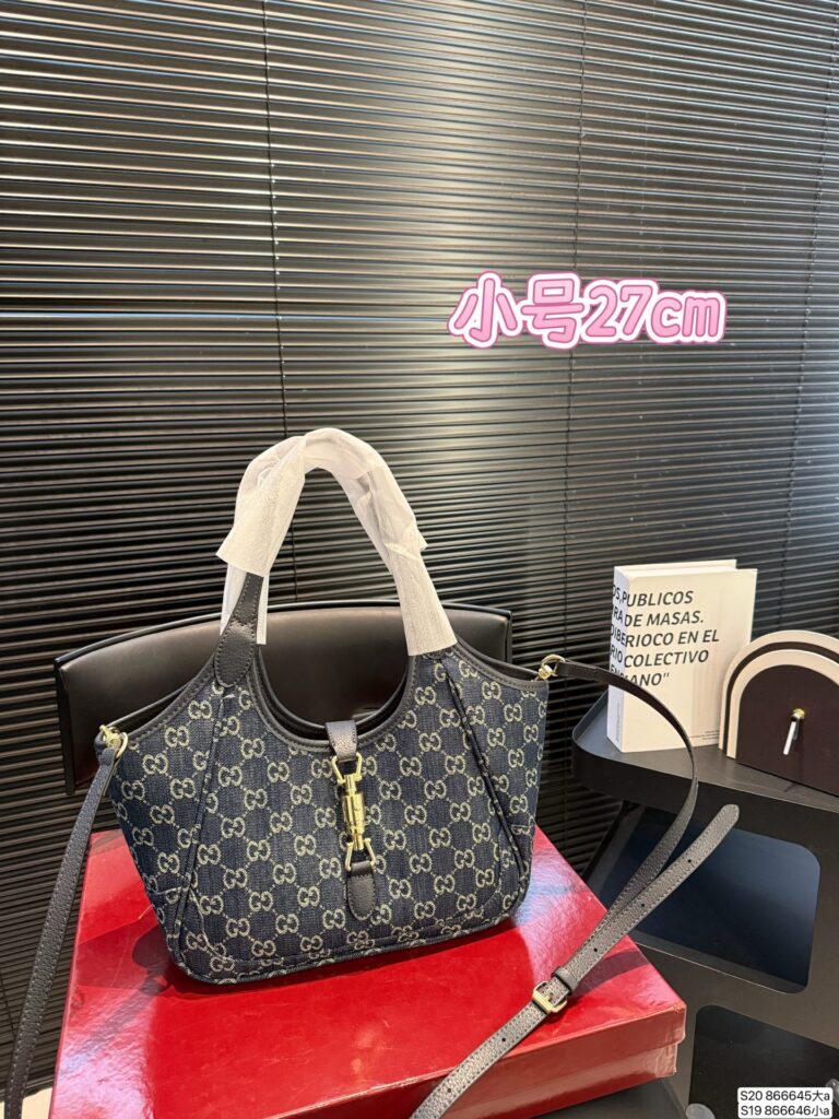 Designer QAP5 Bag editorial product context 3