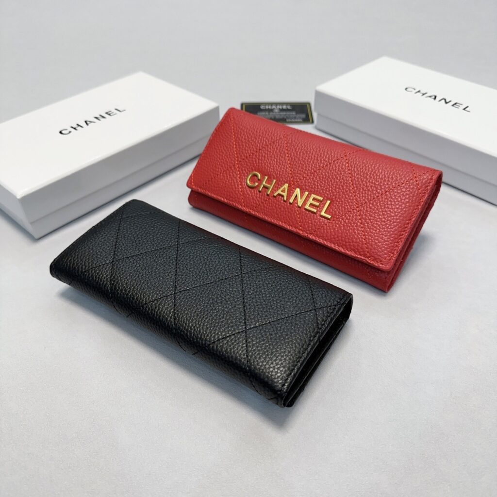 Chanel 10 Wallet editorial product context 2