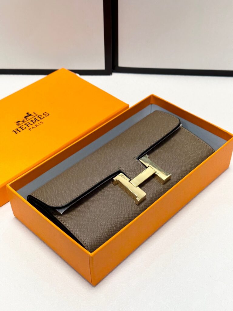 Hermes 10 Bag editorial product context 1