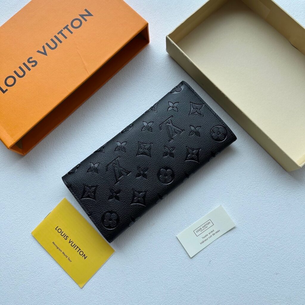 Louis Vuitton 9 Bag editorial product context 3