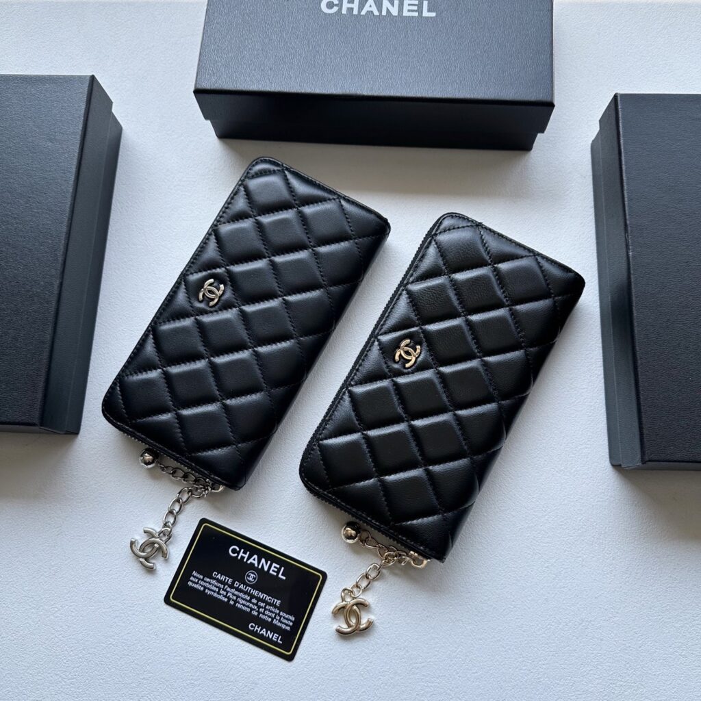 Chanel 10 Wallet editorial product context 2