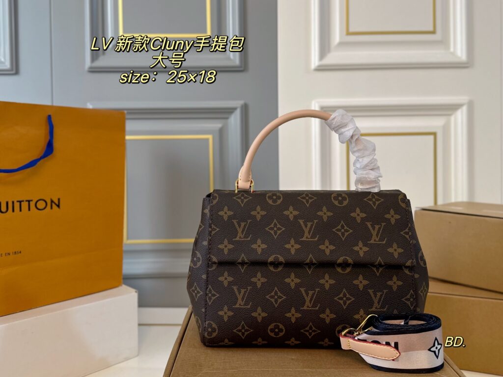 Louis Vuitton Cluny Large Black Calfskin Leather Clutch editorial product context 1