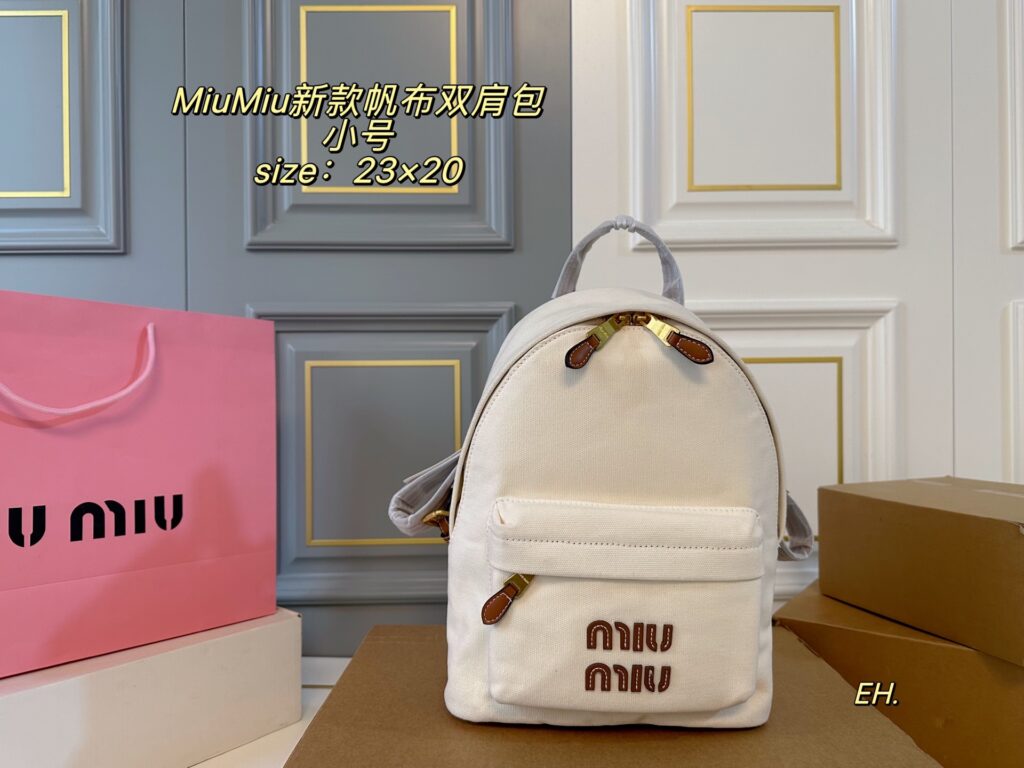 Miu Miu Small Black Calfskin Leather Clutch editorial product context 3