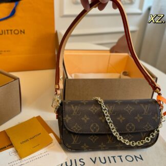 Louis Vuitton P120 22 12 IVY Bag Bags