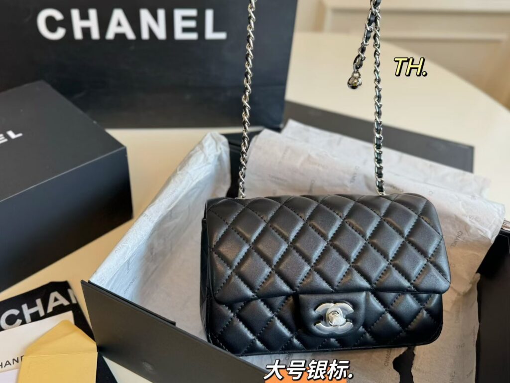 Chanel Large Black Calfskin Leather Clutch editorial product context 2