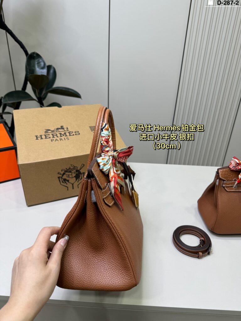 Hermes p255 287 30 20 25 17 Bags editorial product context 2