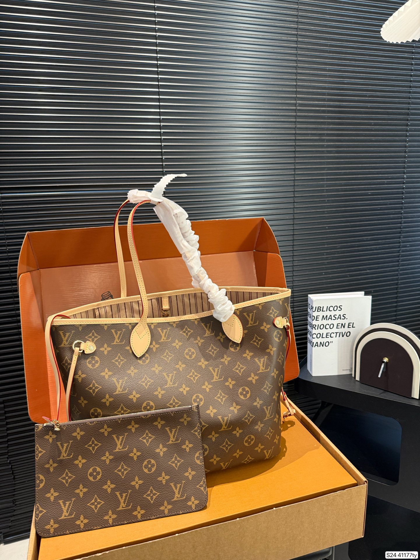 Louis Vuitton P155 Neverfull NB 31 28 Tote Bag