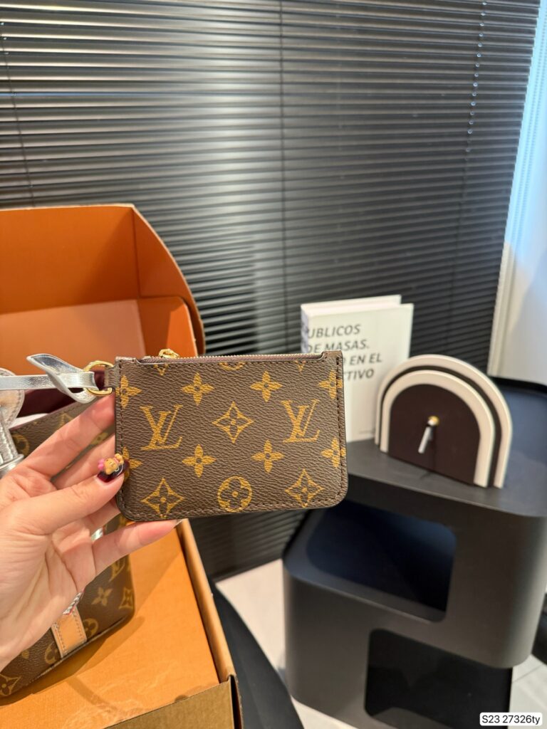 Louis Vuitton All Bb Bag editorial product context 3